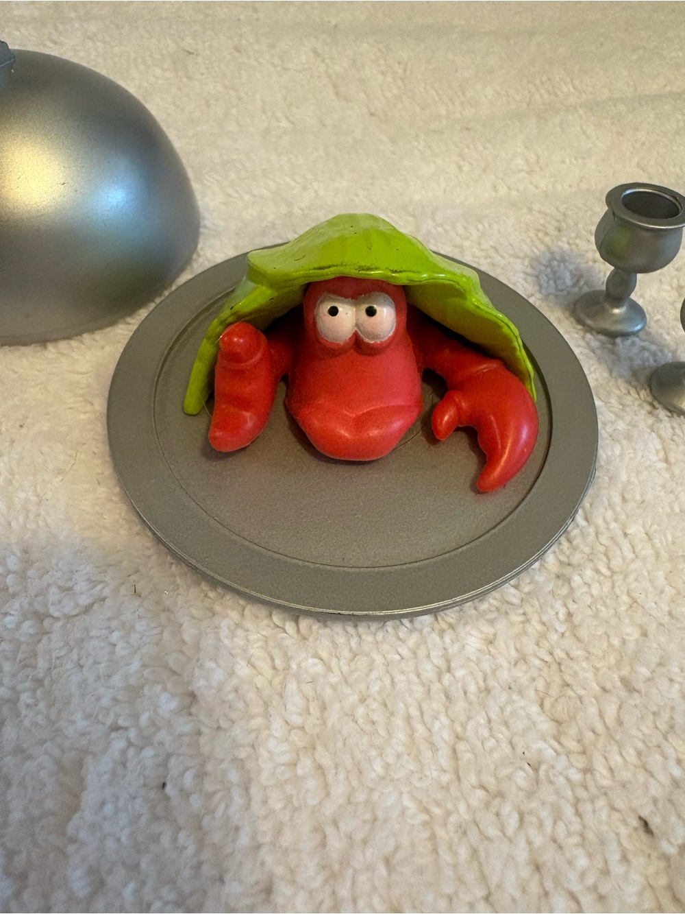 Sebastian Crab Under Lettuce Leaf Disney Little Mermaid 2” Figure Toy Platter